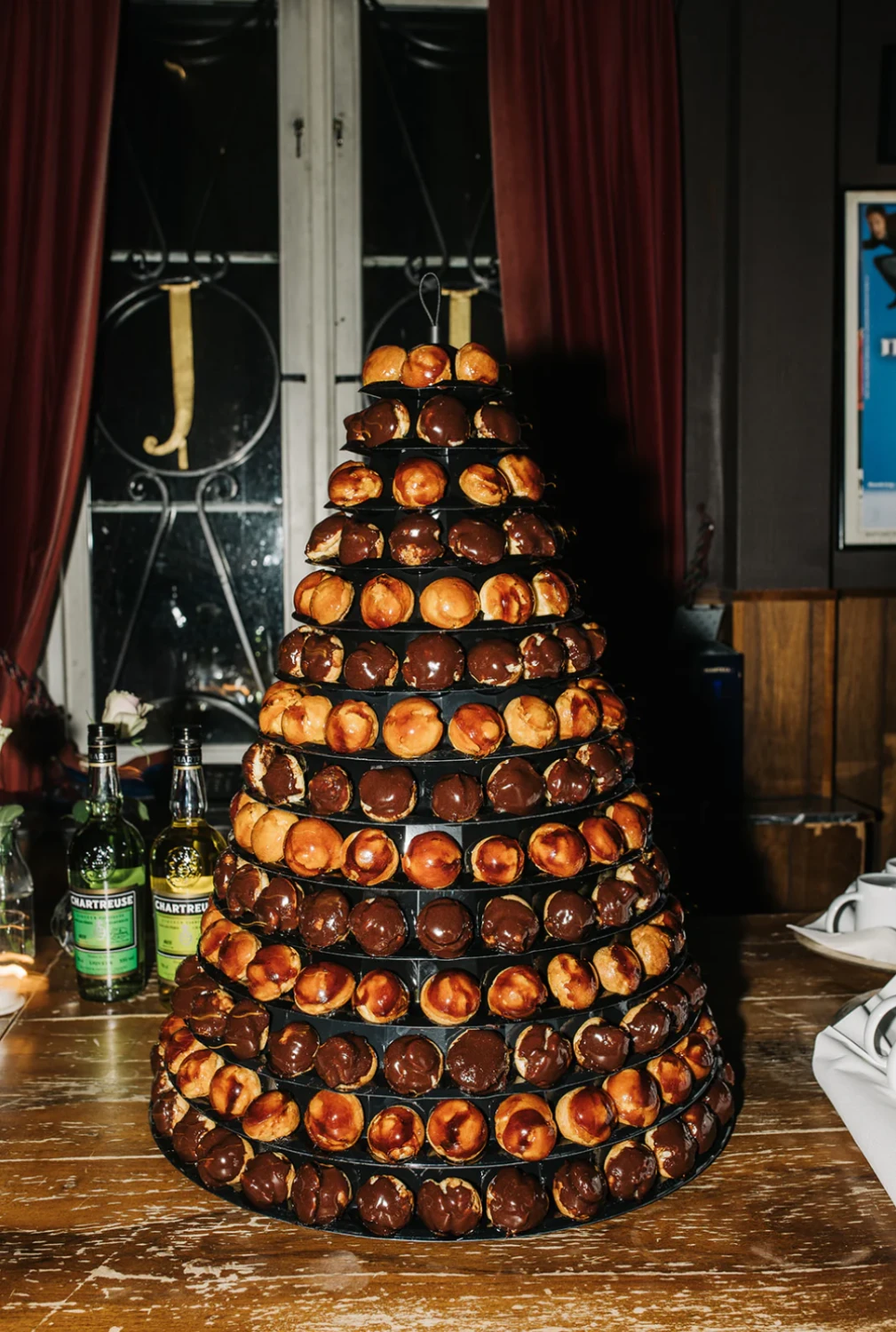 Croquembouche