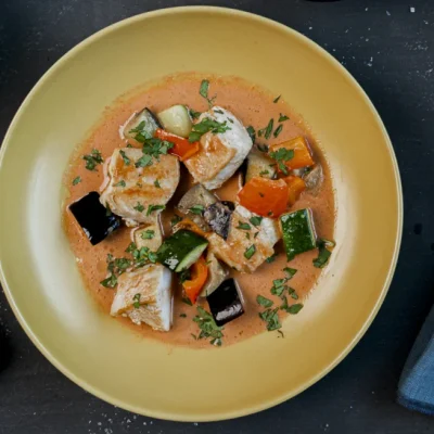 Red curry chicken