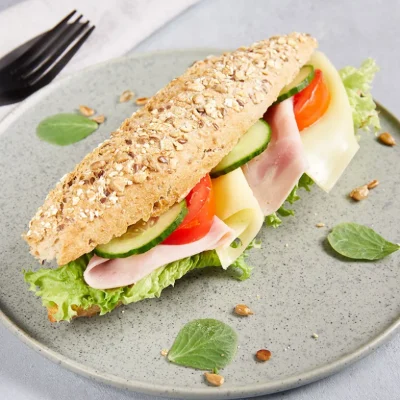 Ost og skinke baguette