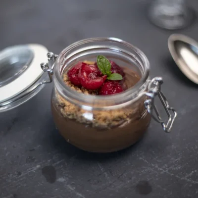 Sjokolademousse med crumble