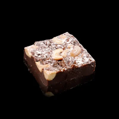 Brownie m.cashewnøtter - vegan glutenfri, porsjonstykke