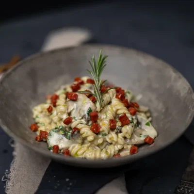 Kremet pasta med Italiensk spekemat middag