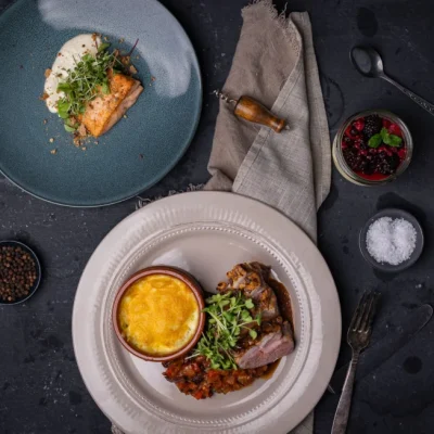 3-retter med laks, lam og pannacotta